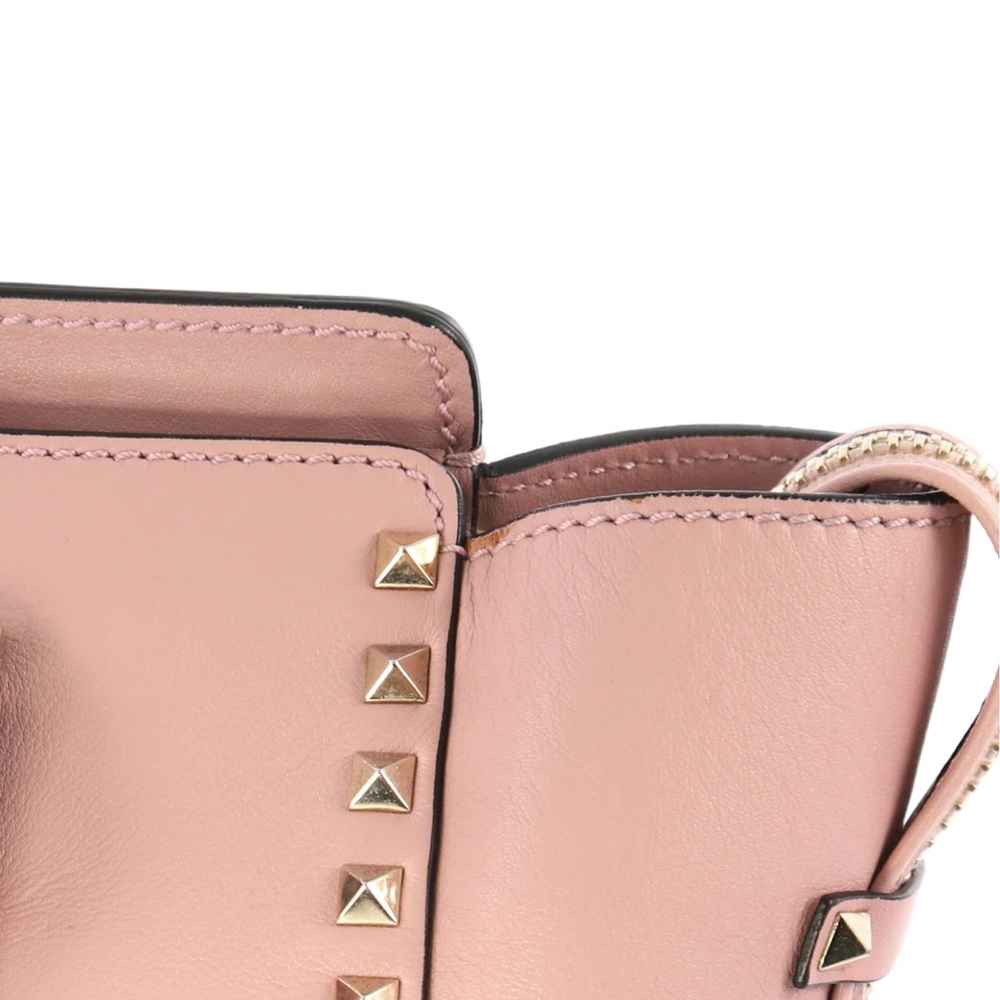 VALENTINO ROCKSTUD BABY PINK TOTE WITH ROCKSTUD CROSSBODY STRAP - Picture 7 of 10